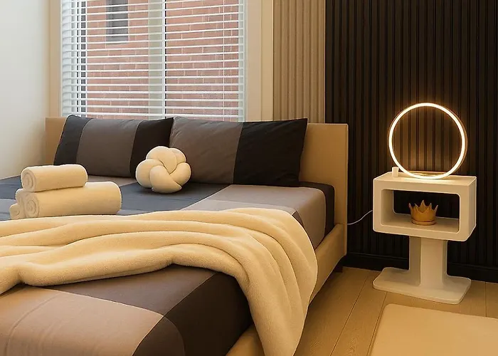 Appartement 3 King Beds Free Parking Close And Cozy *